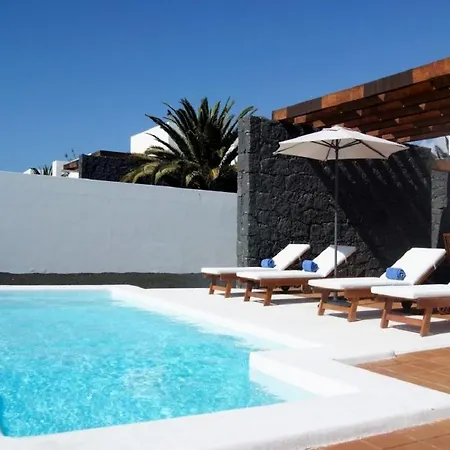 Vila Miramar B5 With Private Heated Pool Wifi Beautiful Views Playa Blanca (Lanzarote)
